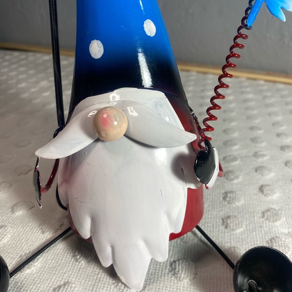 Garden Collection Spring Gnome
Wind Chime-Metal - Picture 8 of 13